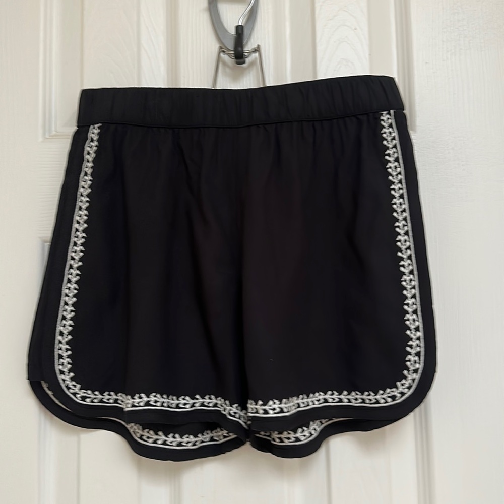 *3/$18!* Gap Kids Girls Embroidered Shorts